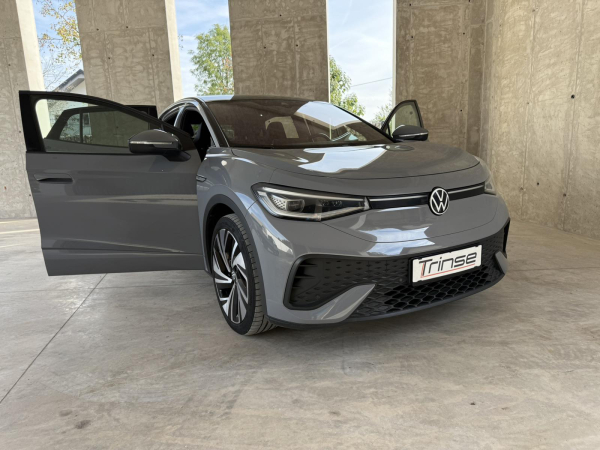 VOLKSWAGEN ID.5 Pro Performance